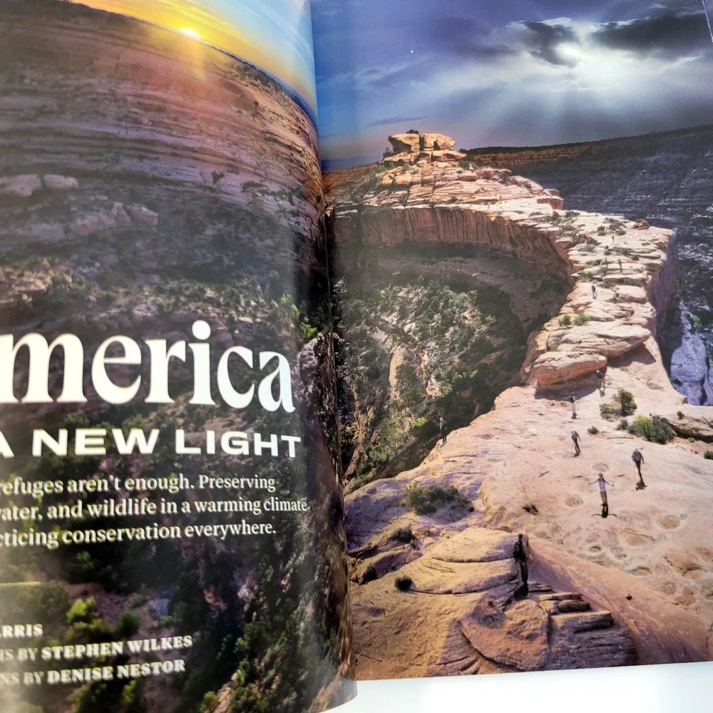 National Geographic Magazine America the Beautiful‎ September 2022 Yellow OS